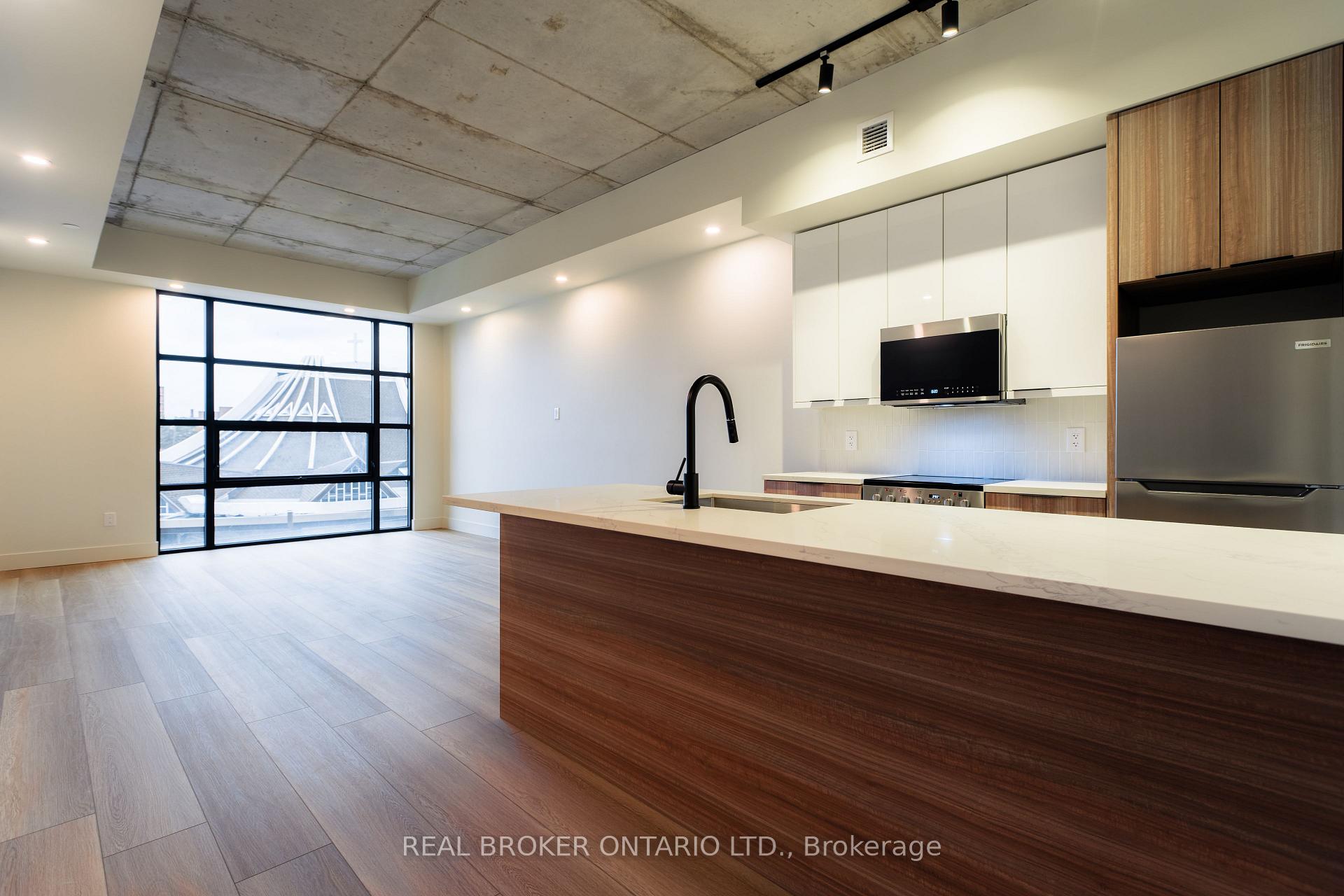 Photo 4 of Unit 404, 24 Augusta Street, Hamilton, Corktown — HOMEH