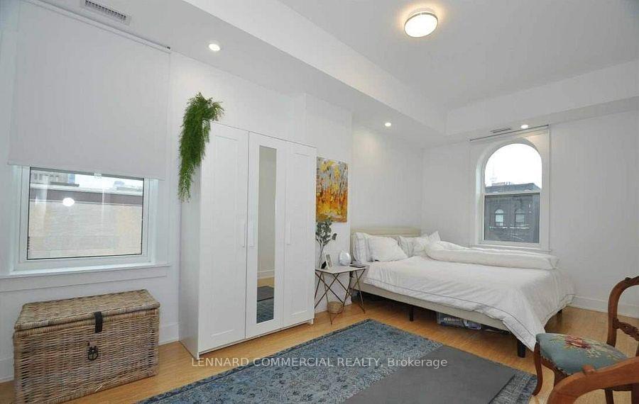 Photo 4 of Unit 3, 280 College Street, Toronto, University — HOMEH