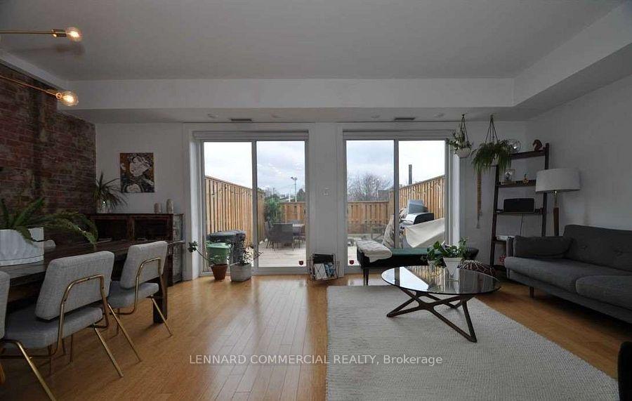 Photo 10 of Unit 3, 280 College Street, Toronto, University — HOMEH