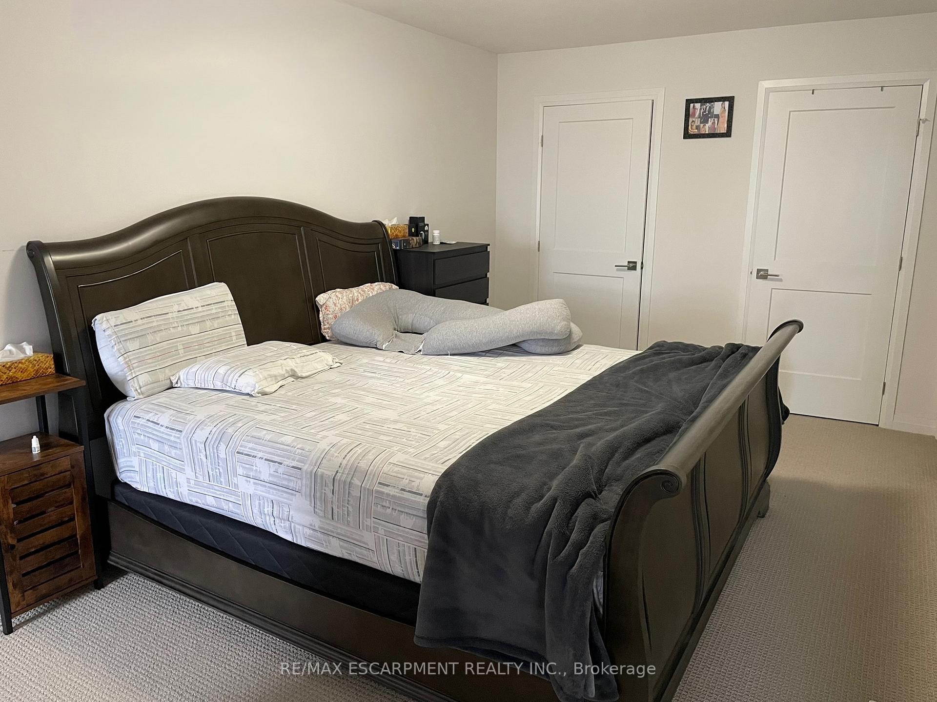 Photo 5 of Unit 157, 30 Times Square Boulevard, Hamilton, Stoney Creek Mountain — HOMEH