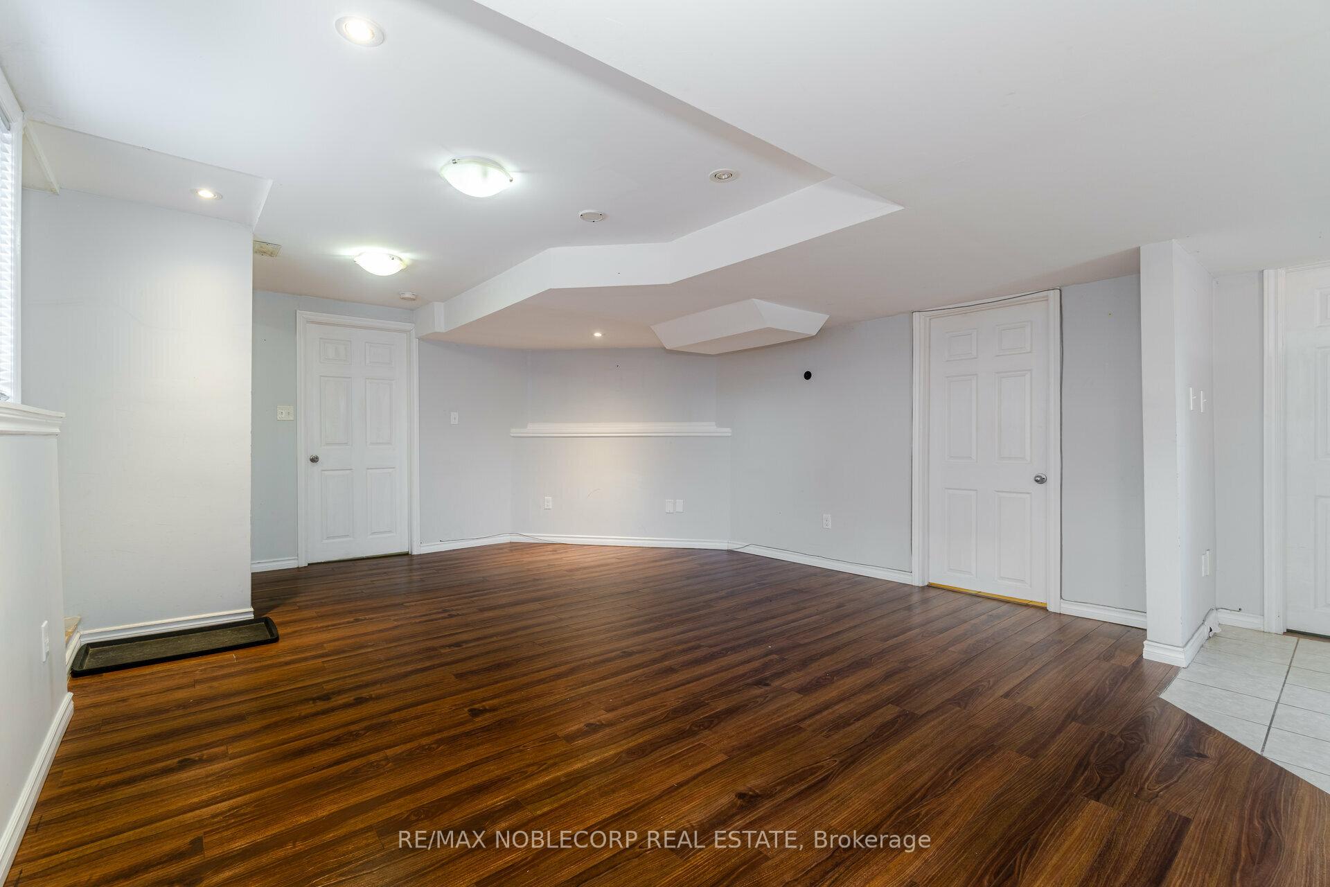 Photo 13 of 16 Ocean Ridge (Lower) Drive, Brampton, Sandringham-Wellington — HOMEH