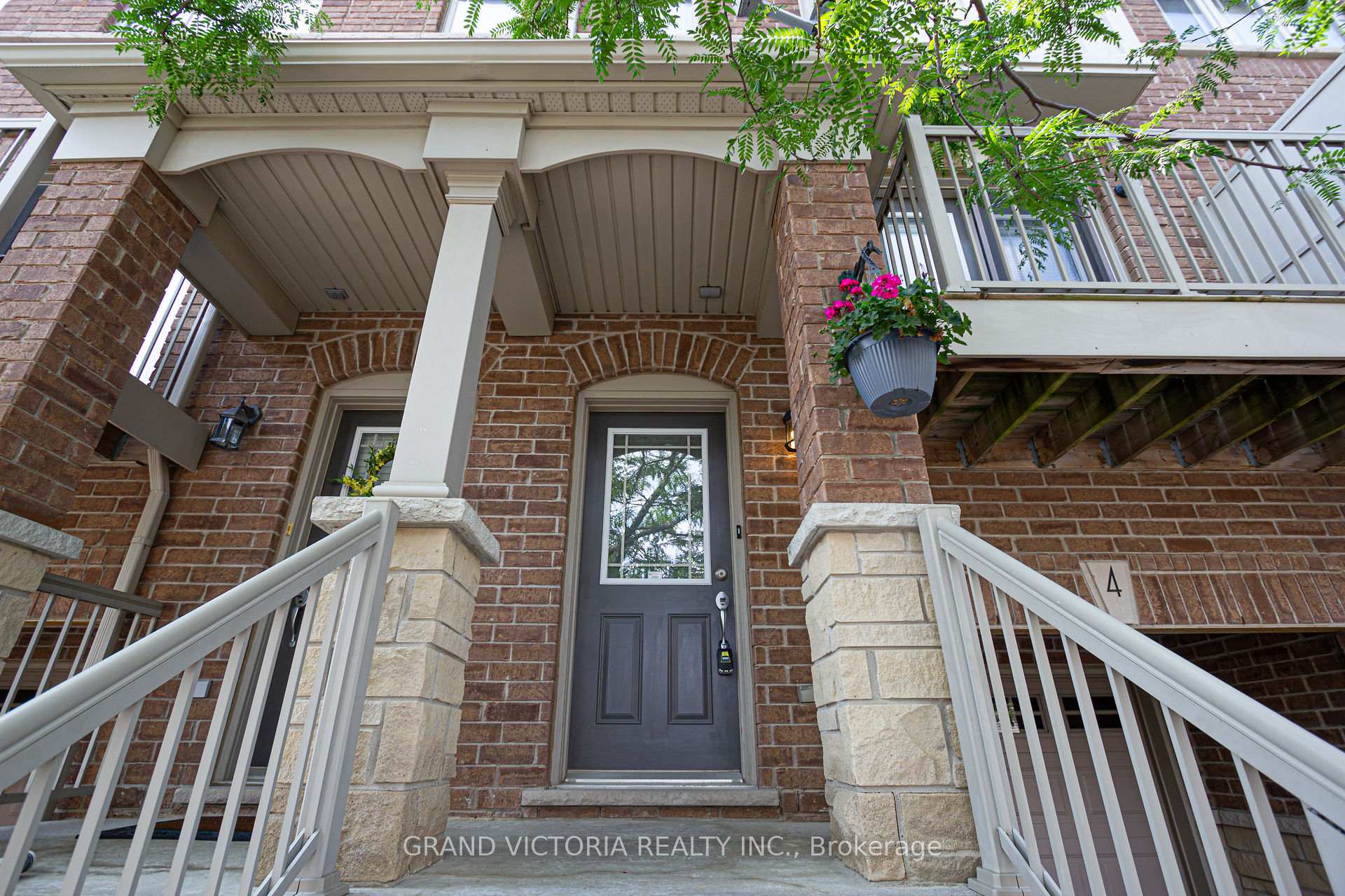 Photo 5 of Unit 4, 25 Viking Drive, Hamilton, Binbrook — HOMEH