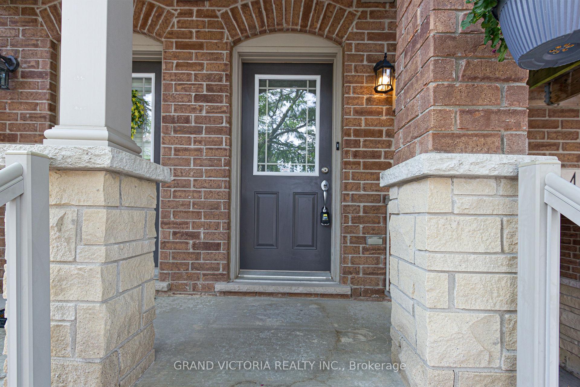 Photo 14 of Unit 4, 25 Viking Drive, Hamilton, Binbrook — HOMEH