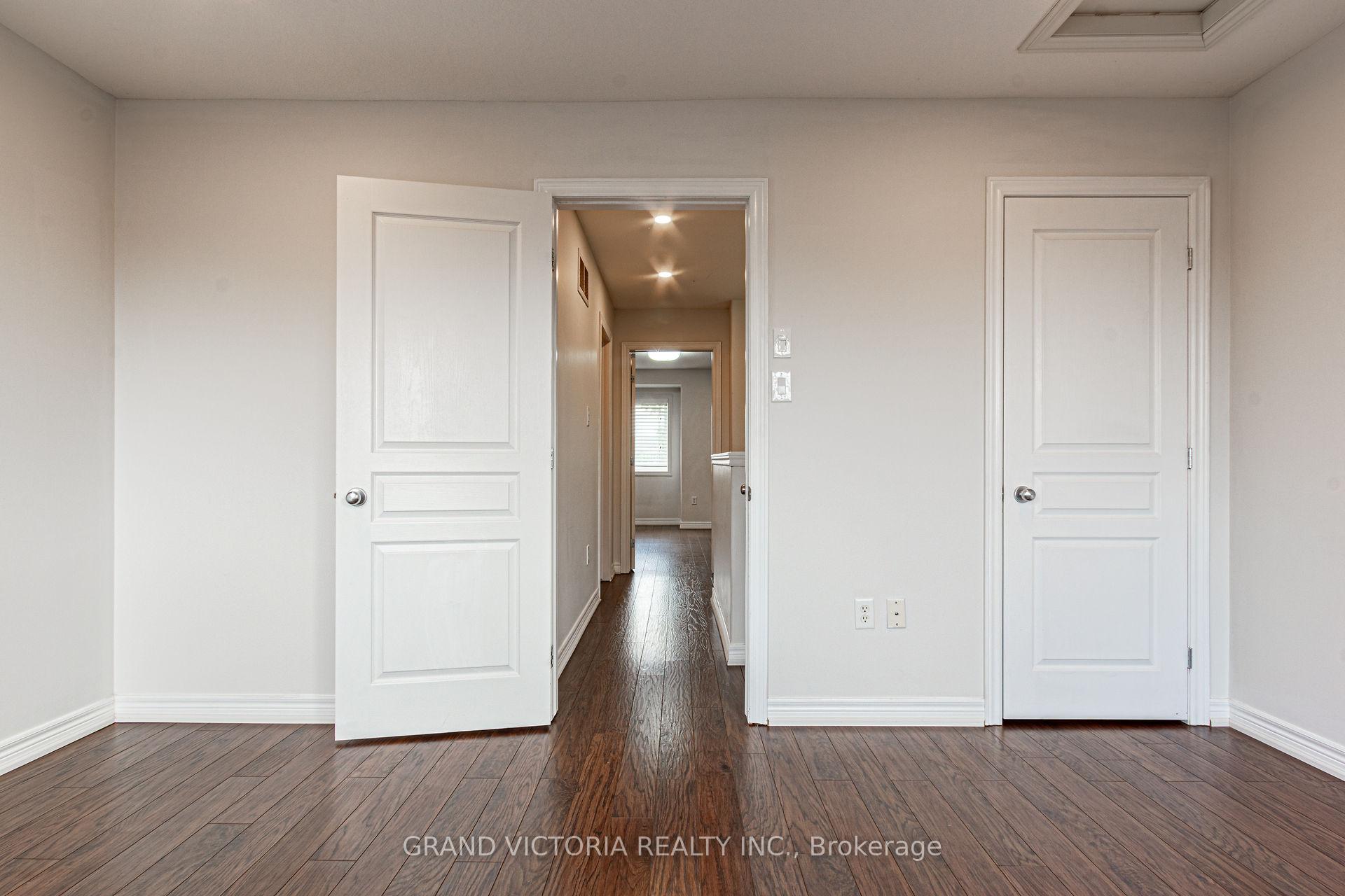 Photo 30 of Unit 4, 25 Viking Drive, Hamilton, Binbrook — HOMEH