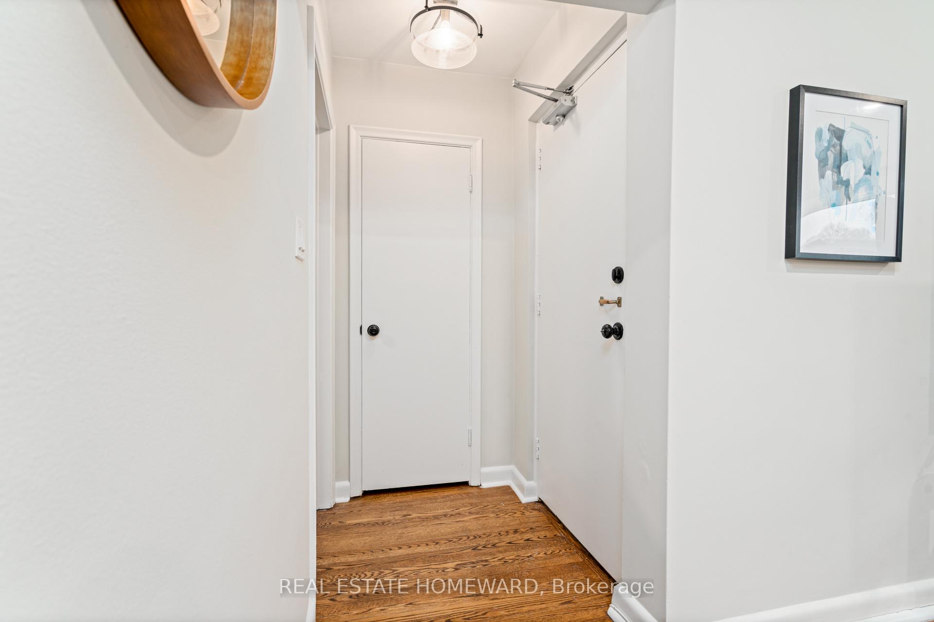 Photo 2 of Unit second, 19 Maclean Avenue, Toronto, The Beaches — HOMEH