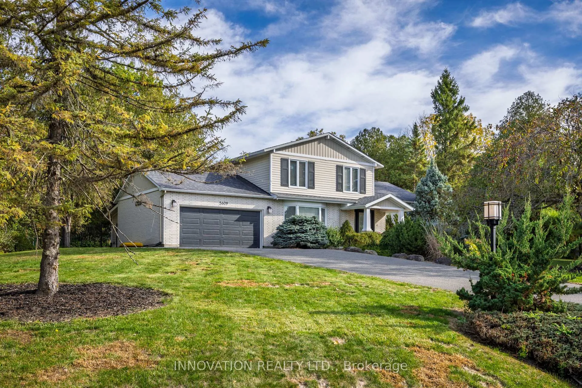 Photo 2 of 5609 South River Drive, Ottawa, Manotick Long Island & Nicholls Island — HOMEH