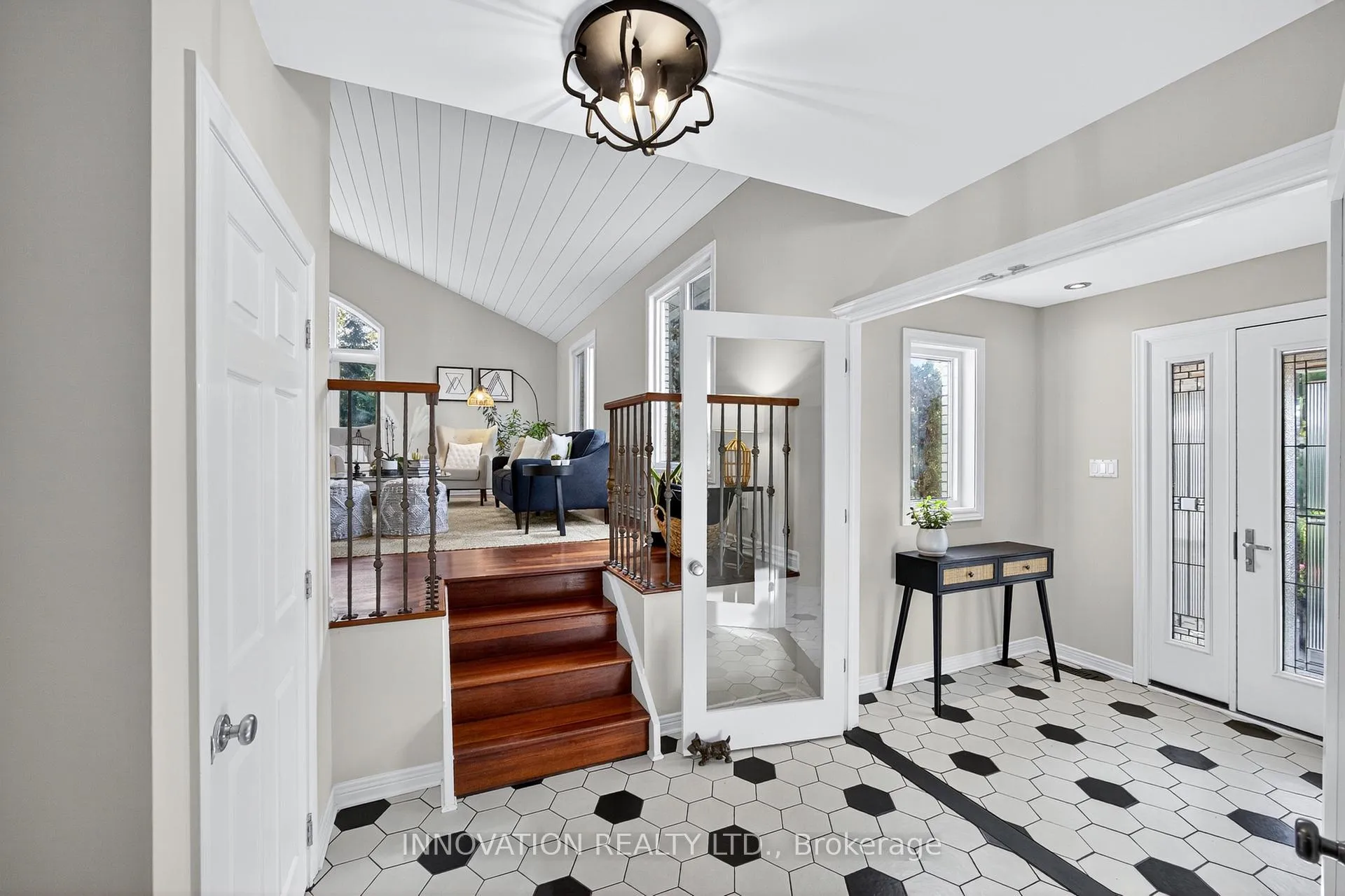 Photo 6 of 5609 South River Drive, Ottawa, Manotick Long Island & Nicholls Island — HOMEH