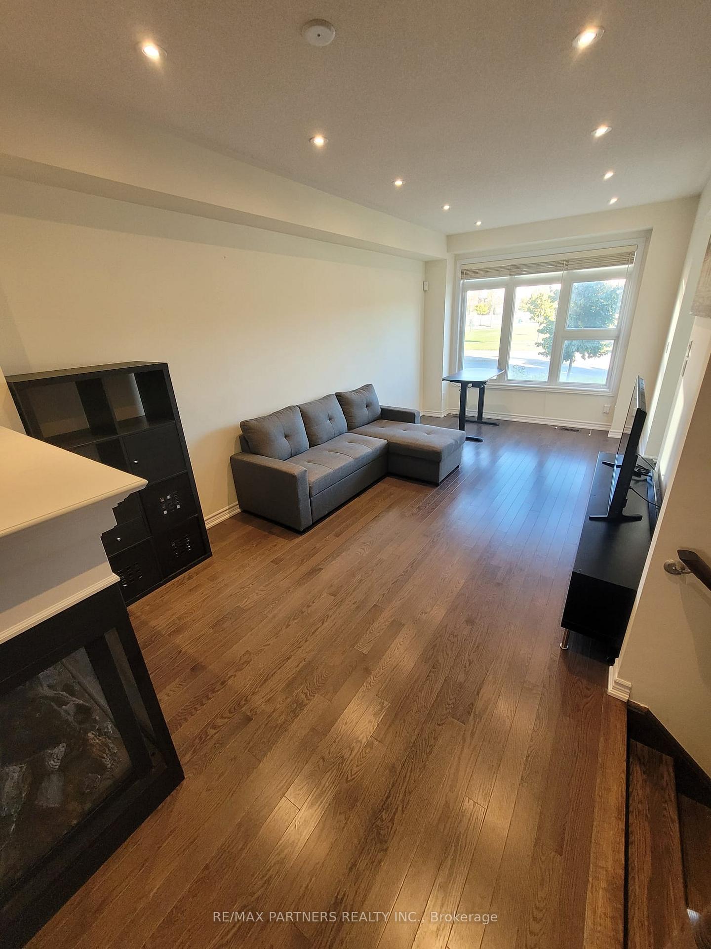 Photo 12 of 57 South Unionville Avenue, Markham, Village Green-South Unionville — HOMEH