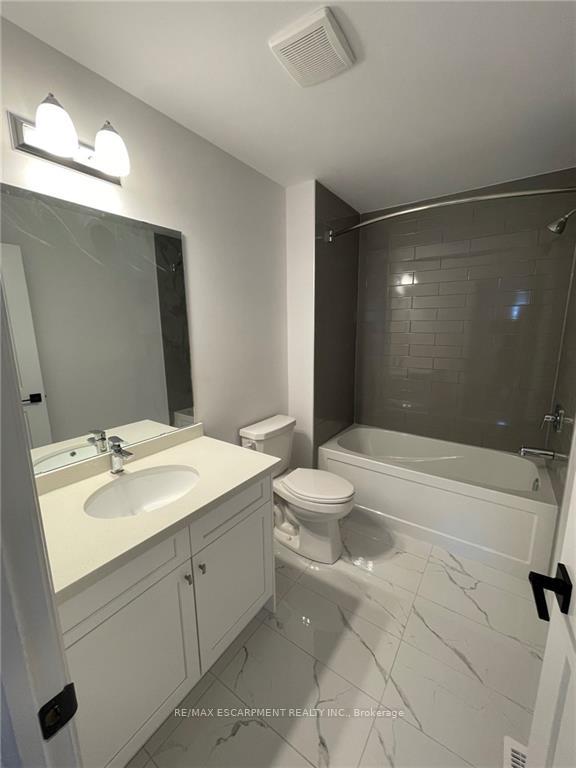 Photo 1 of Unit 106, 61 Soho Street, Hamilton, Stoney Creek — HOMEH