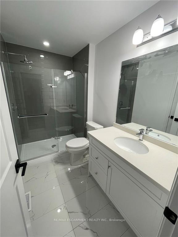 Photo 3 of Unit 106, 61 Soho Street, Hamilton, Stoney Creek — HOMEH