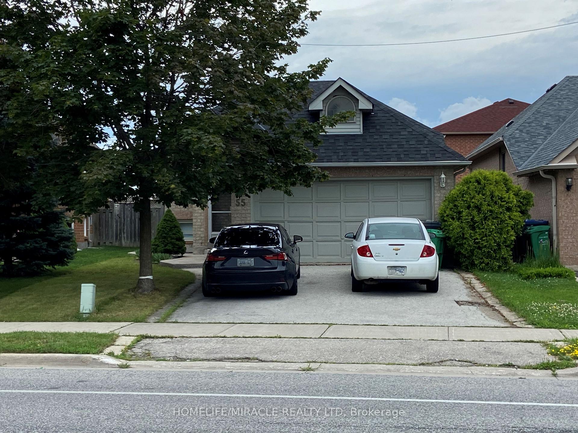 Photo 1 of 55 Royal Orchard Drive, Brampton, Fletcher's Meadow — HOMEH