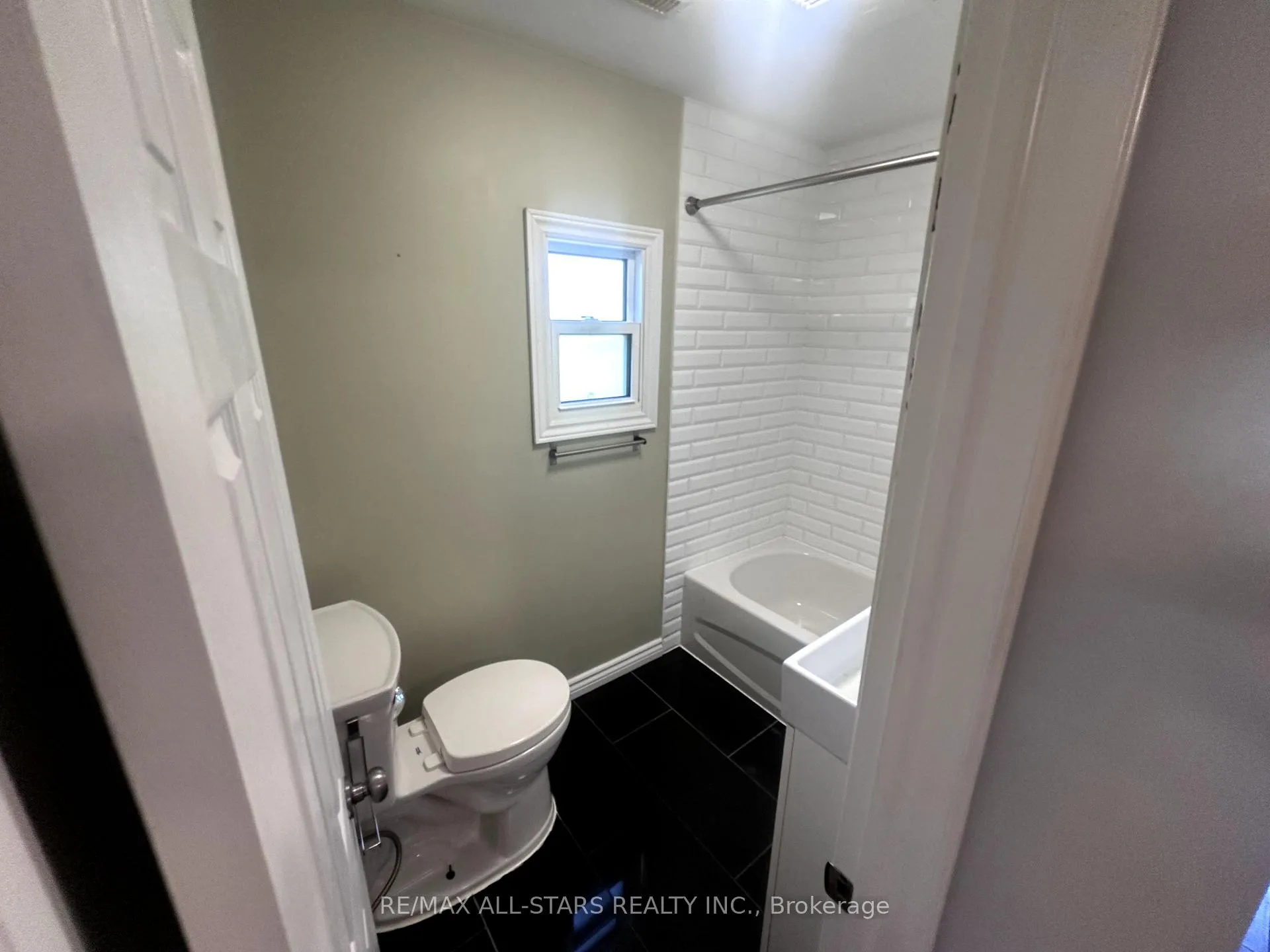 Photo 11 of 2180 2 Highway, Clarington, Rural Clarington — HOMEH