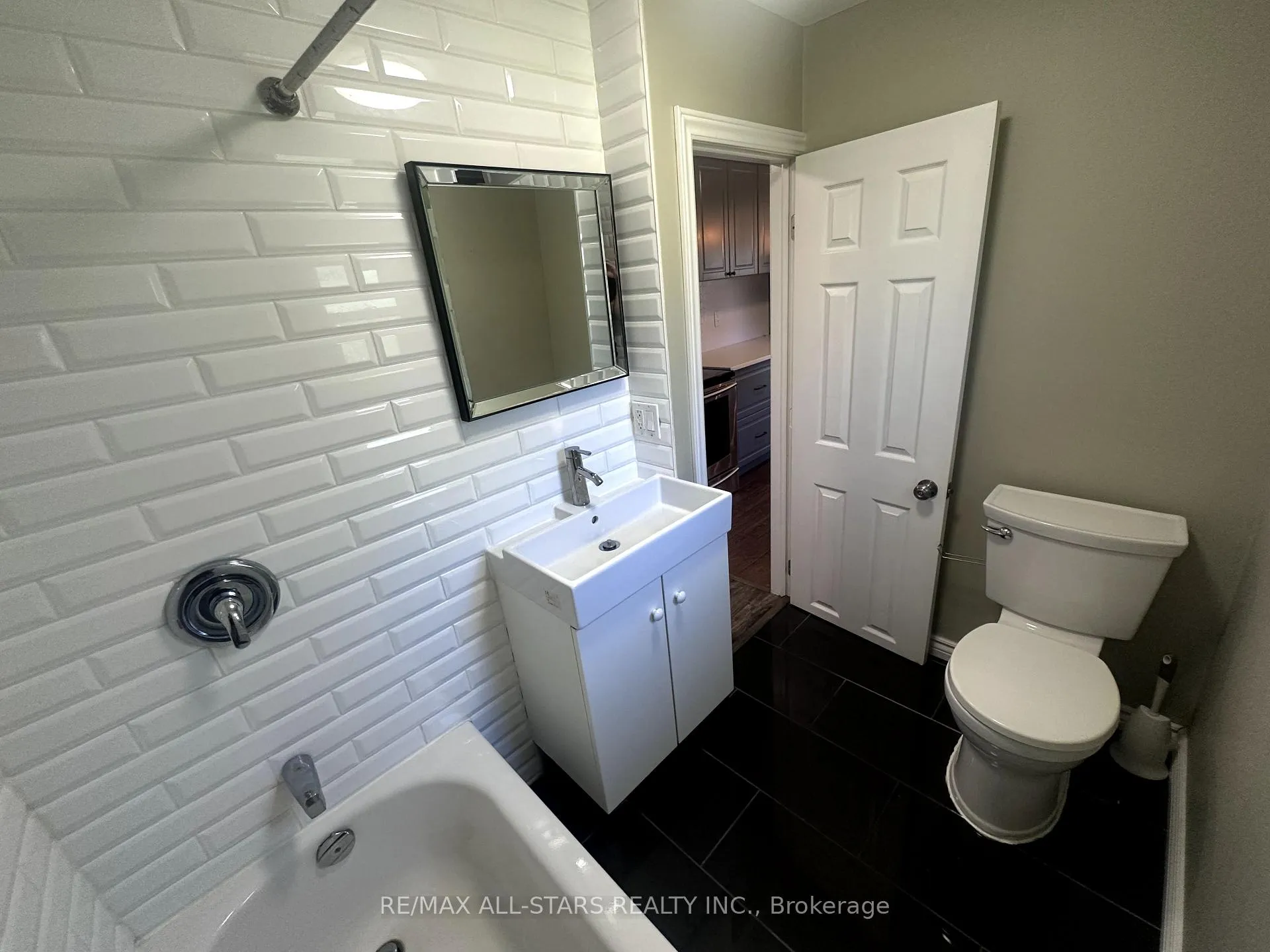Photo 12 of 2180 2 Highway, Clarington, Rural Clarington — HOMEH