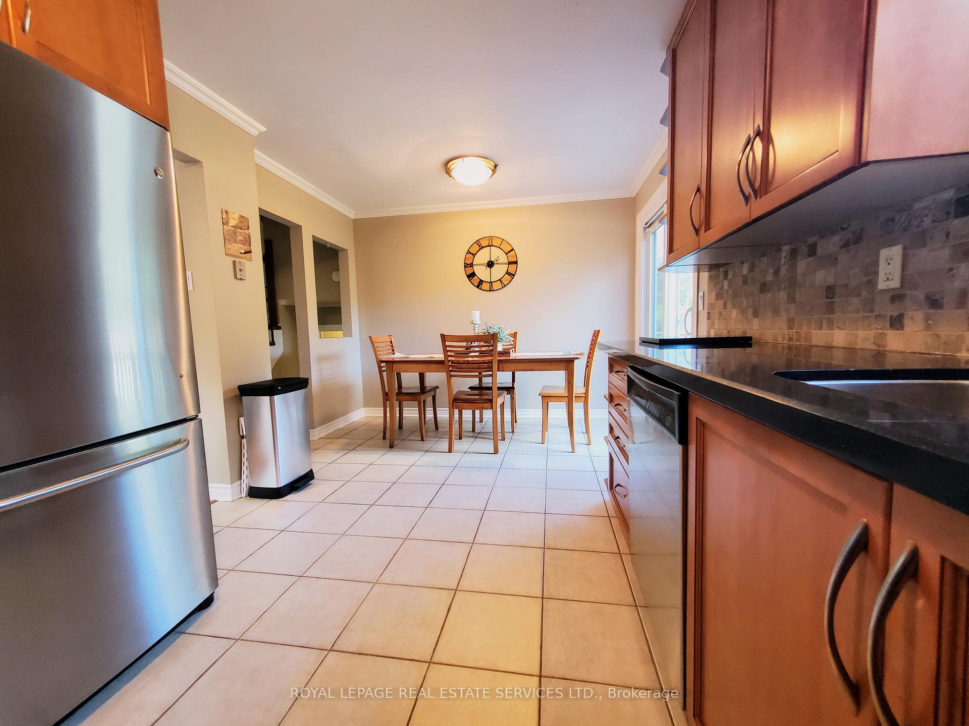 Photo 8 of 58 Mancroft Crescent, Brampton, Central Park — HOMEH