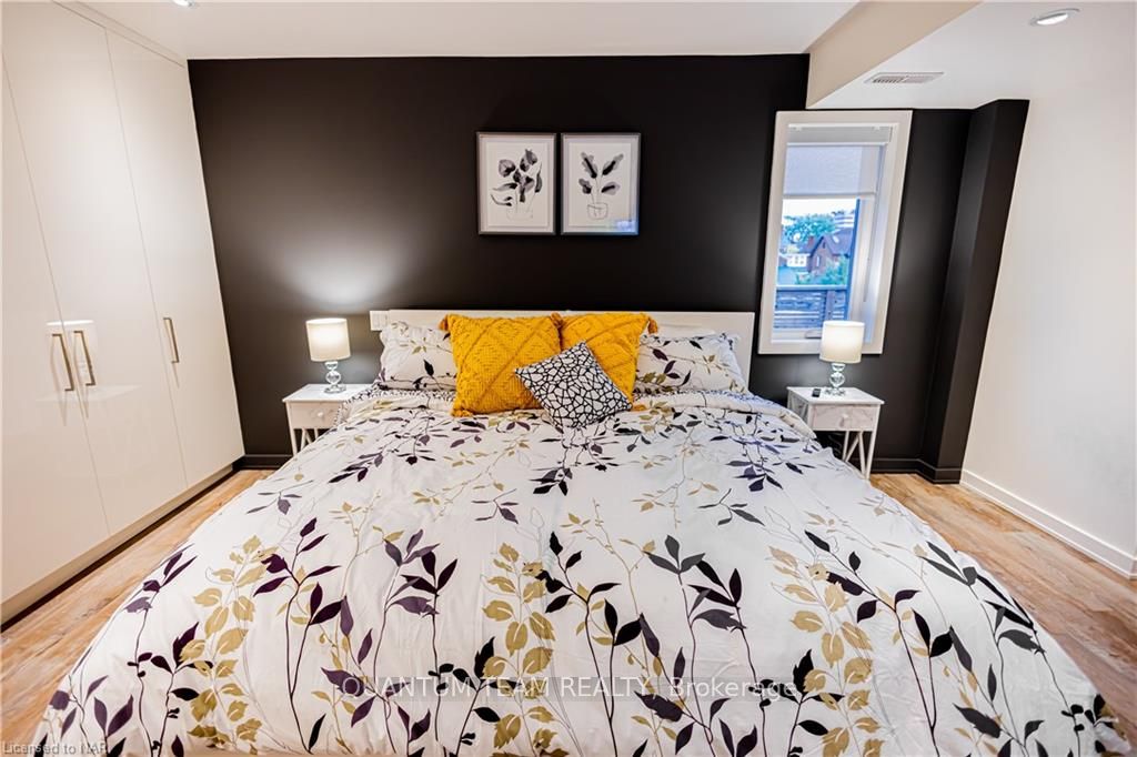 Photo 11 of Unit Upper, 26 Duke Street, St. Catharines, Downtown — HOMEH