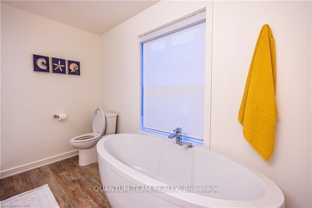 Photo 17 of Unit Upper, 26 Duke Street, St. Catharines, Downtown — HOMEH