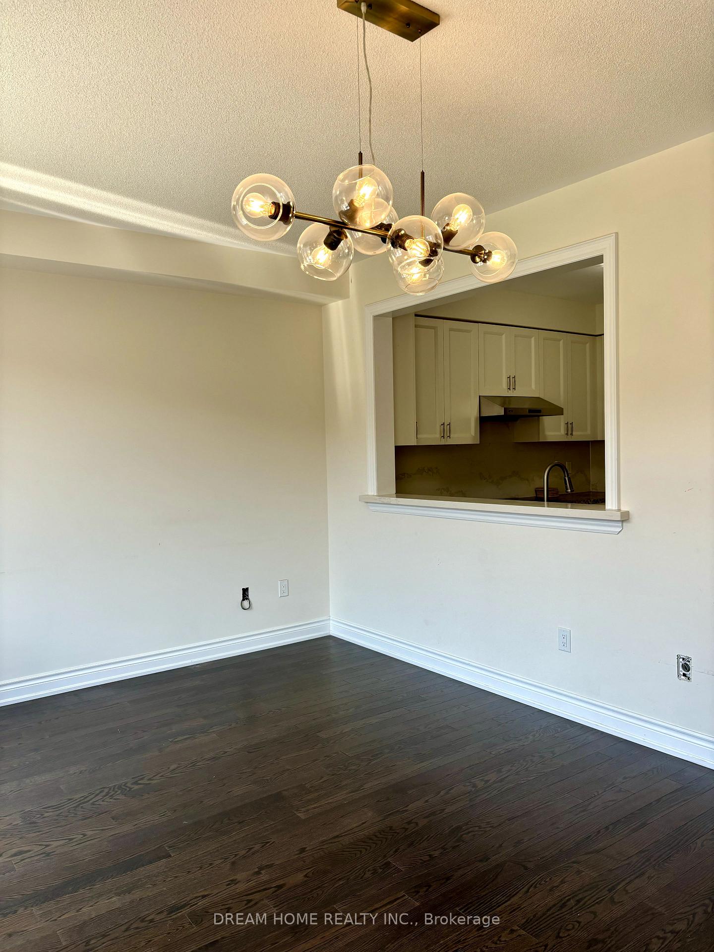 Photo 4 of 68 Mohandas Drive, Markham, Cedarwood — HOMEH