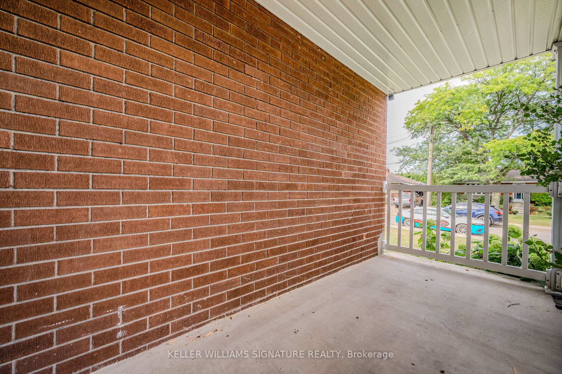Photo 6 of Unit Main, 38 Endfield Avenue, Hamilton, Huntington — HOMEH
