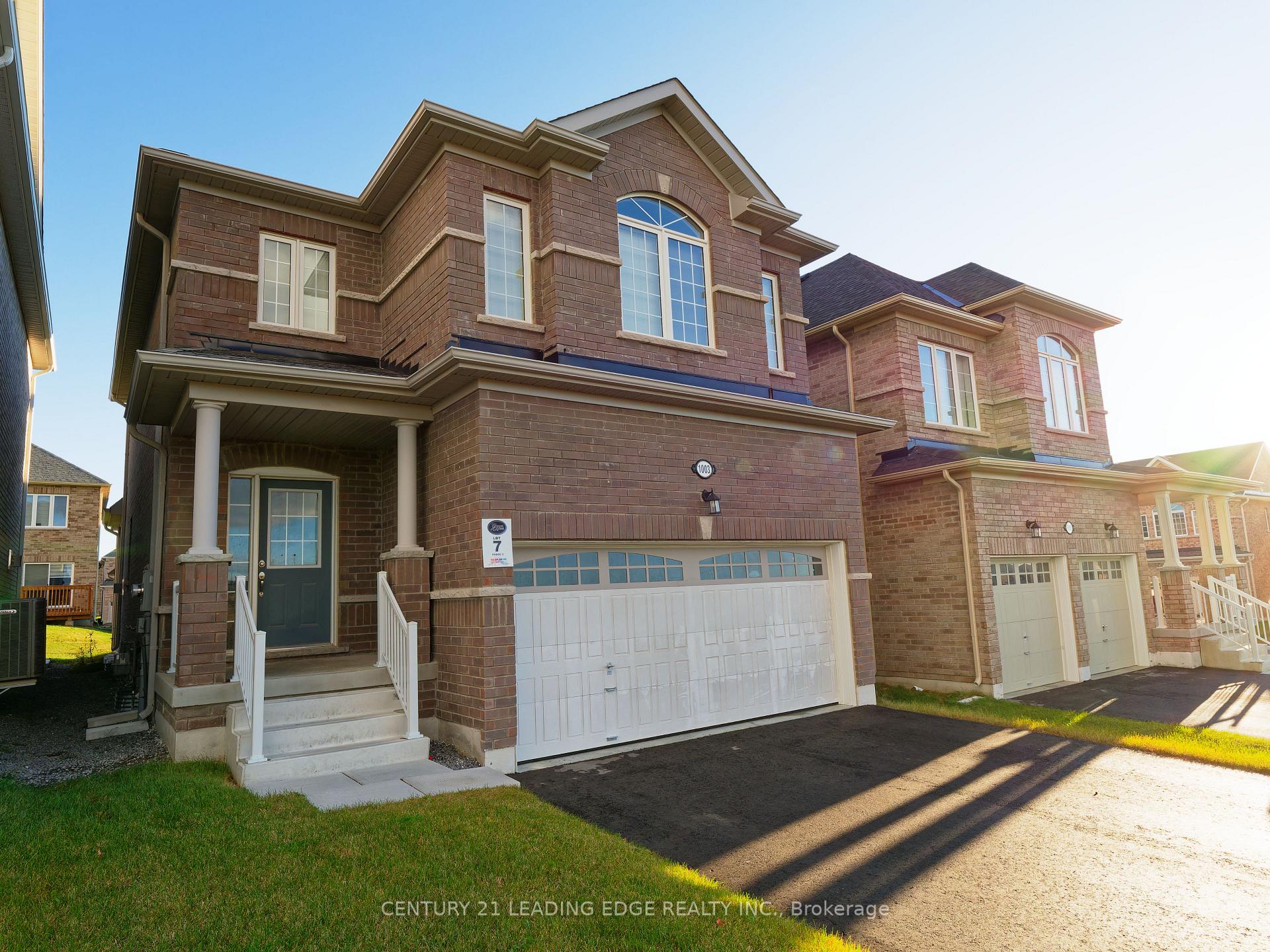 Photo 4 of 1003 Black Cherry Drive, Oshawa, Taunton — HOMEH