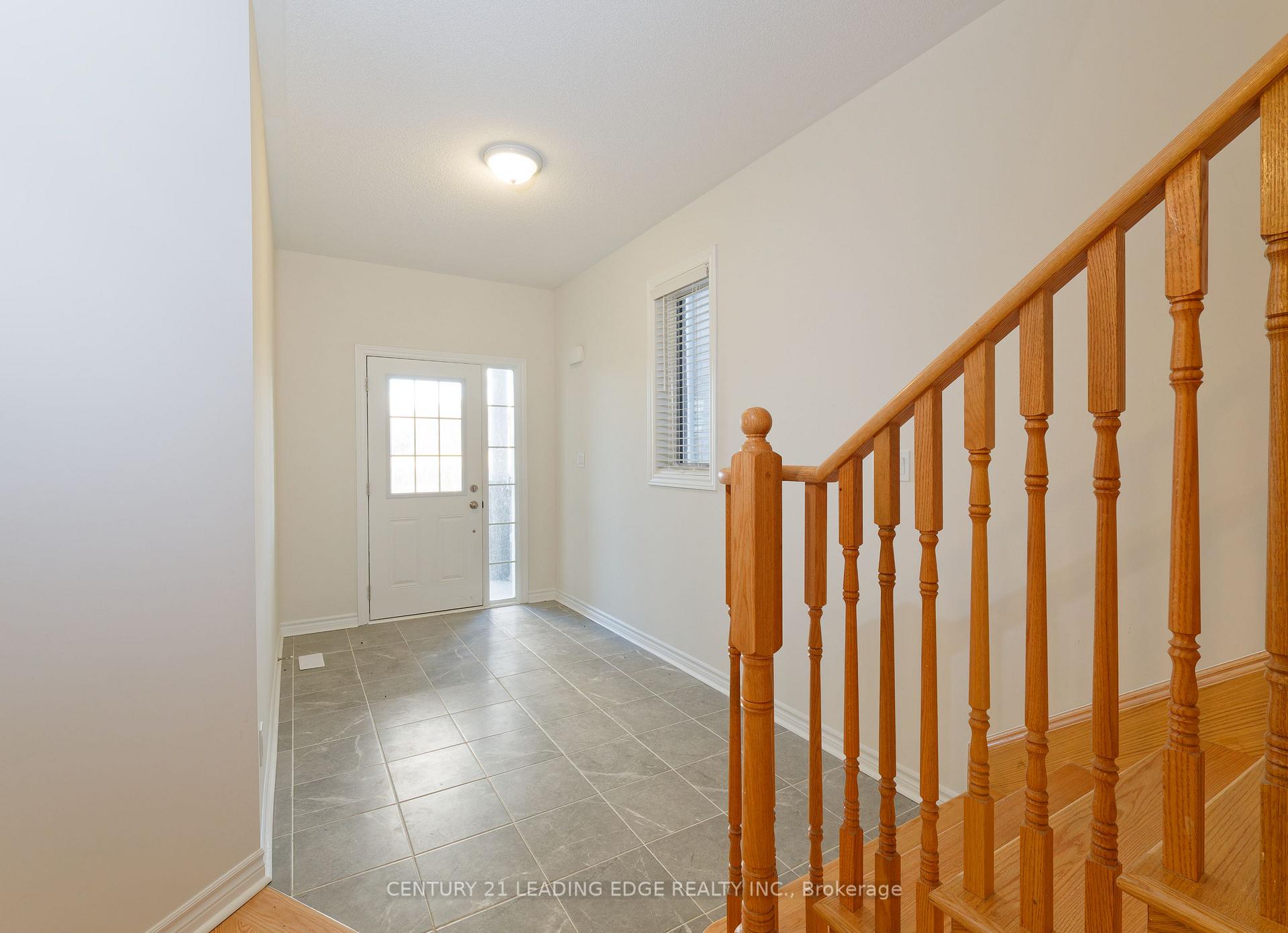Photo 8 of 1003 Black Cherry Drive, Oshawa, Taunton — HOMEH