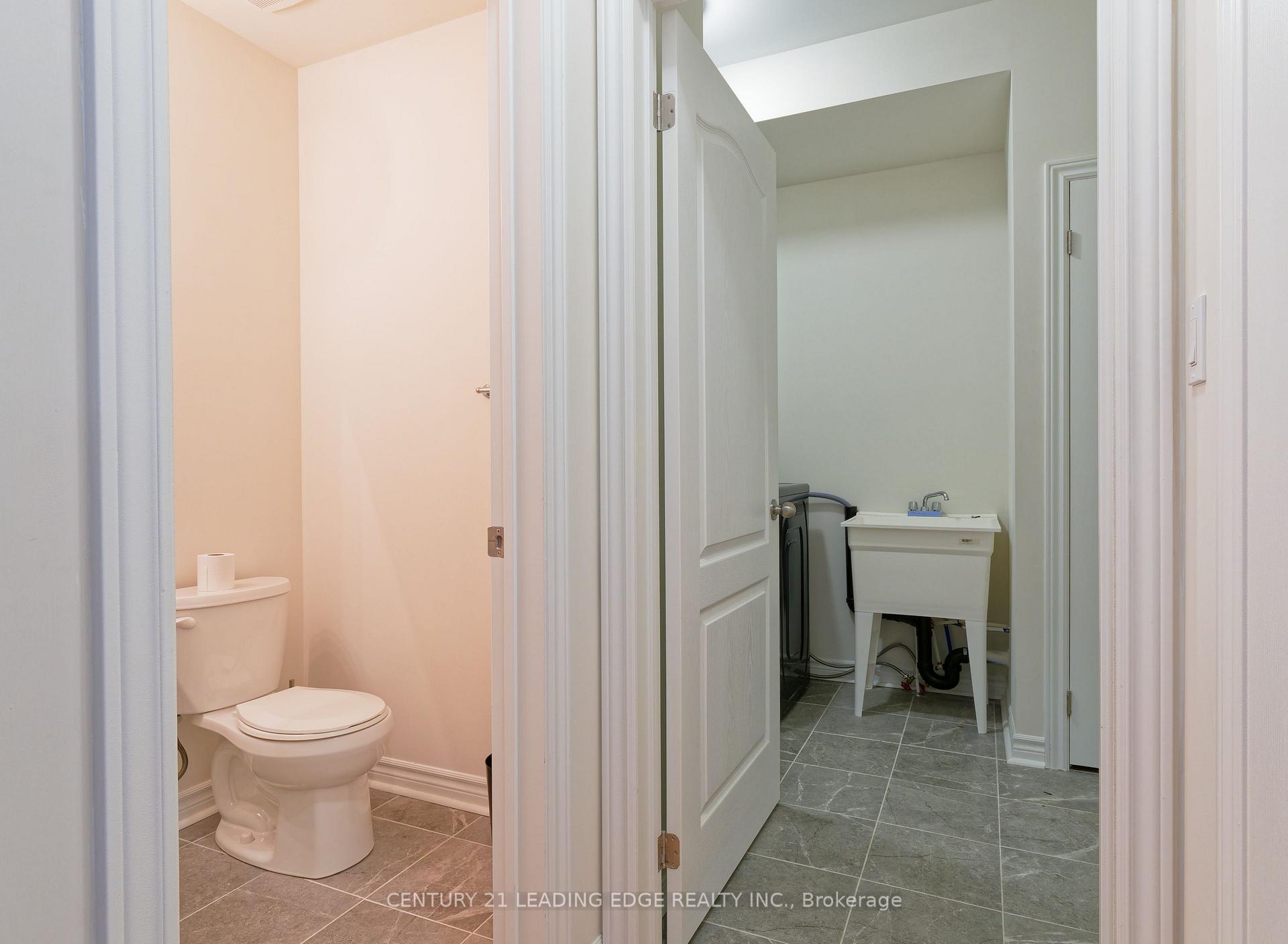 Photo 5 of 1003 Black Cherry Drive, Oshawa, Taunton — HOMEH