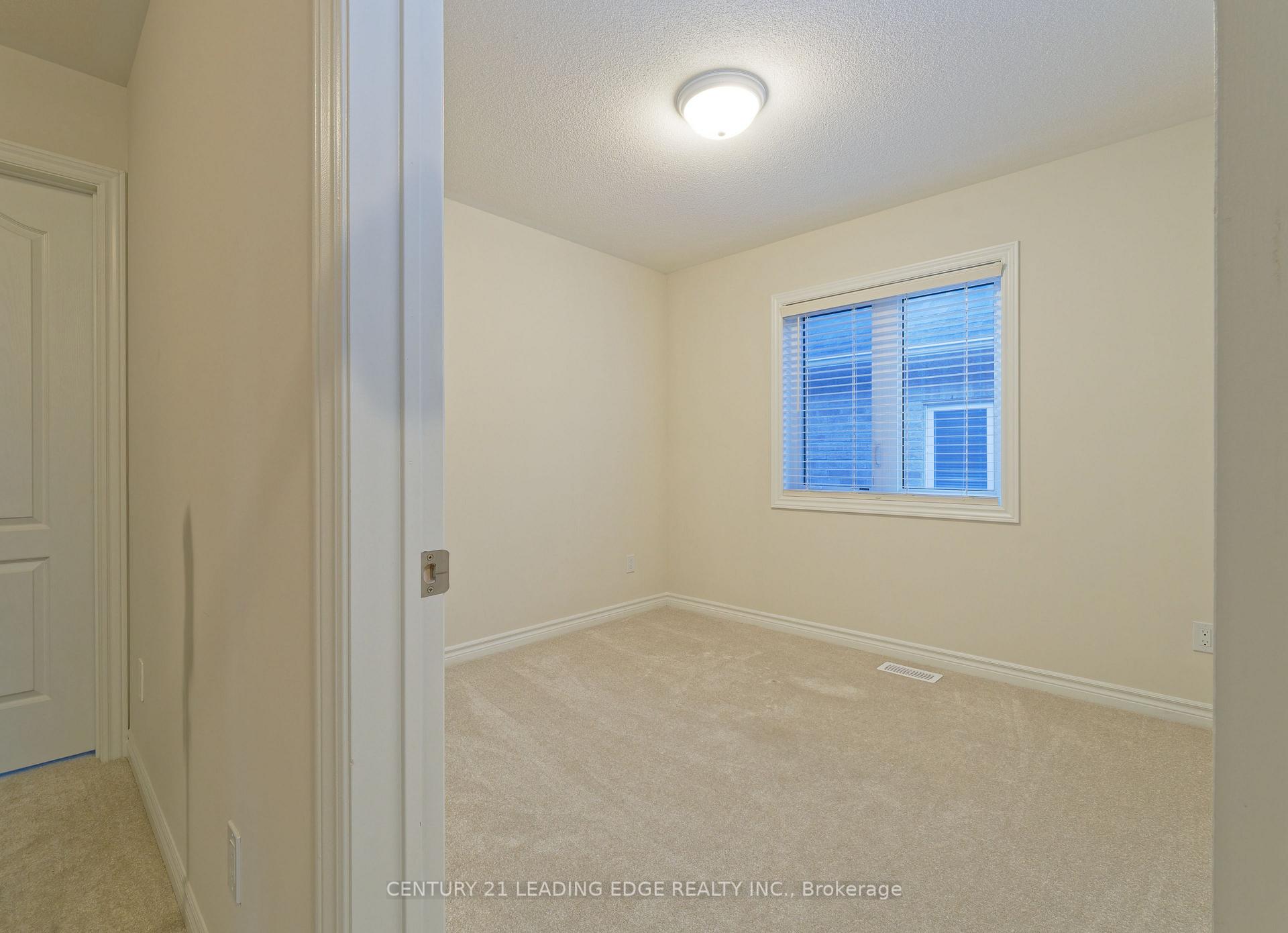 Photo 15 of 1003 Black Cherry Drive, Oshawa, Taunton — HOMEH