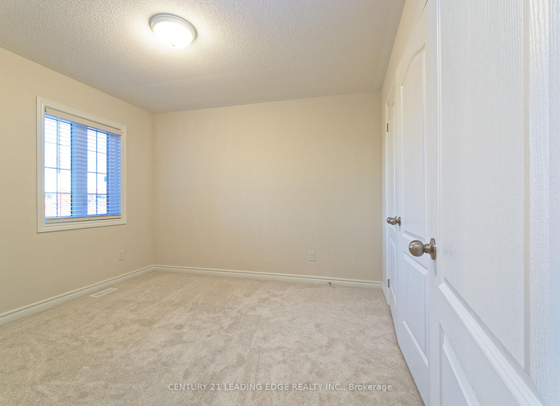 Photo 24 of 1003 Black Cherry Drive, Oshawa, Taunton — HOMEH