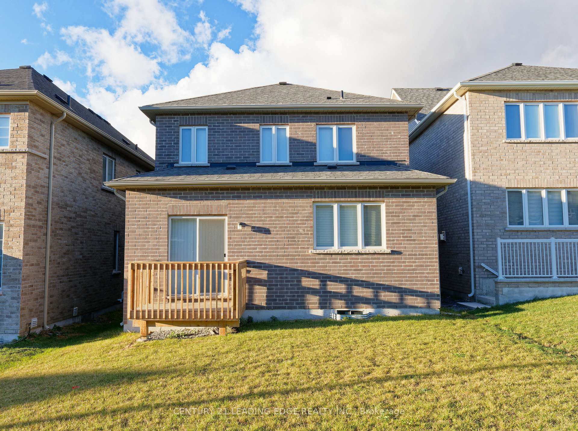 Photo 31 of 1003 Black Cherry Drive, Oshawa, Taunton — HOMEH