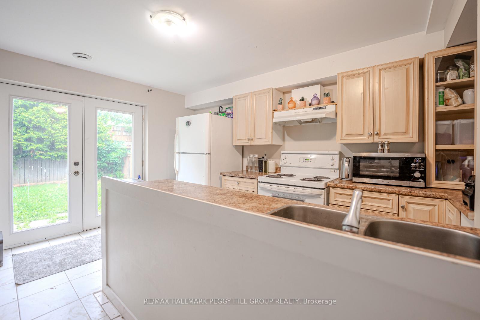 Photo 4 of Unit Lower, 69 Moir Crescent, Barrie, Painswick North — HOMEH