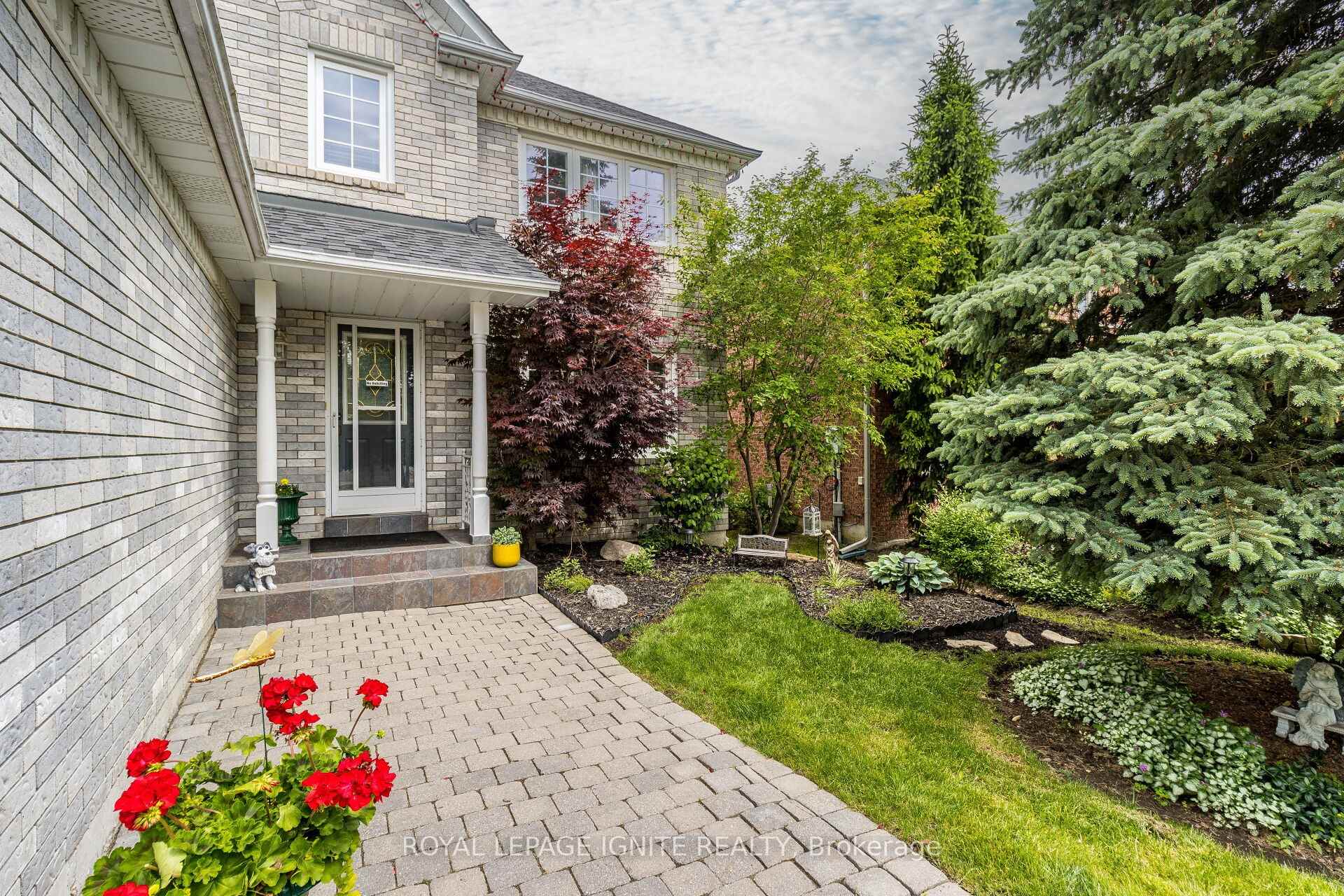 Photo 7 of 40 Foxchase Drive, Caledon, Bolton North — HOMEH