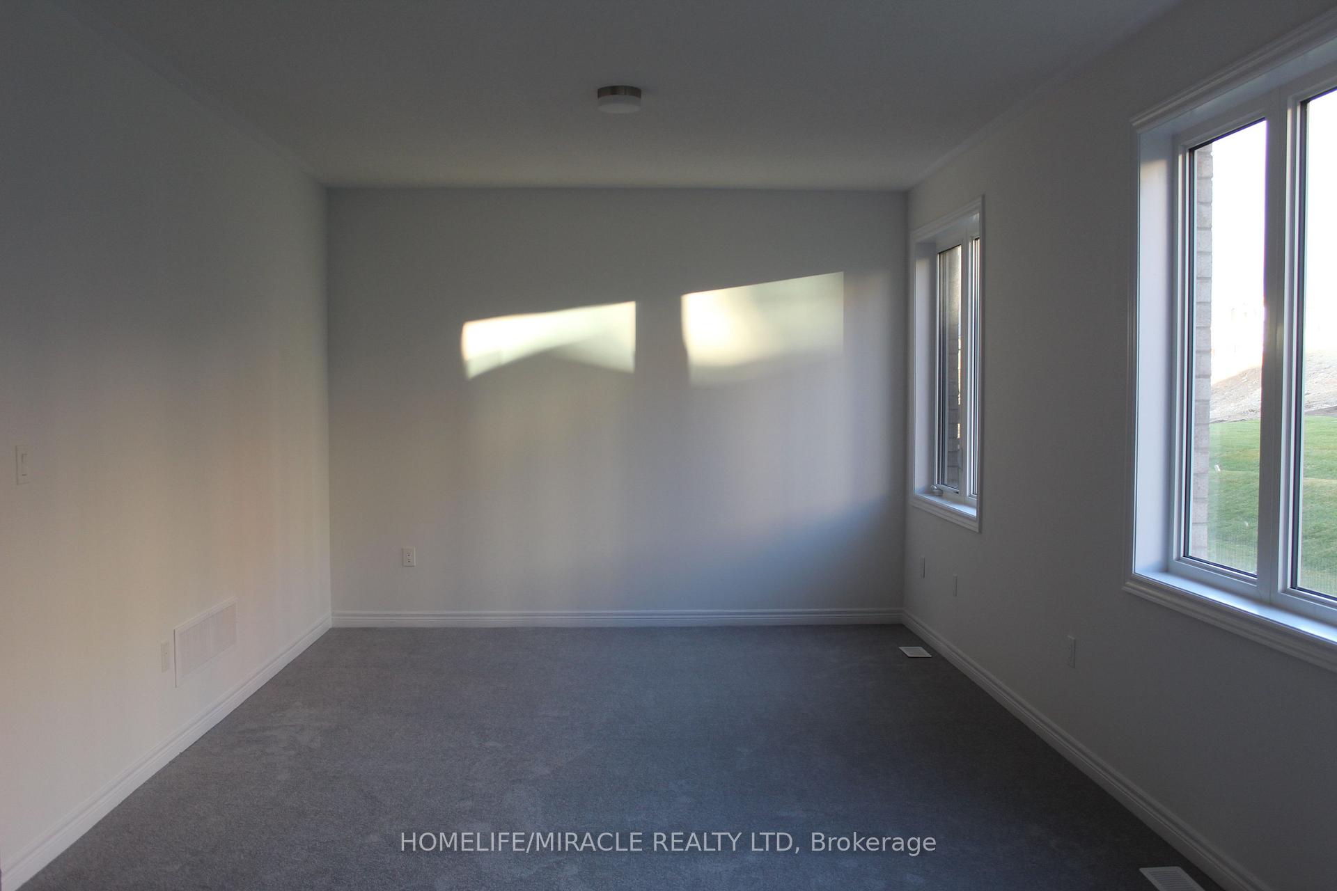Photo 10 of 2099 Lowry Drive, Oshawa, Kedron — HOMEH