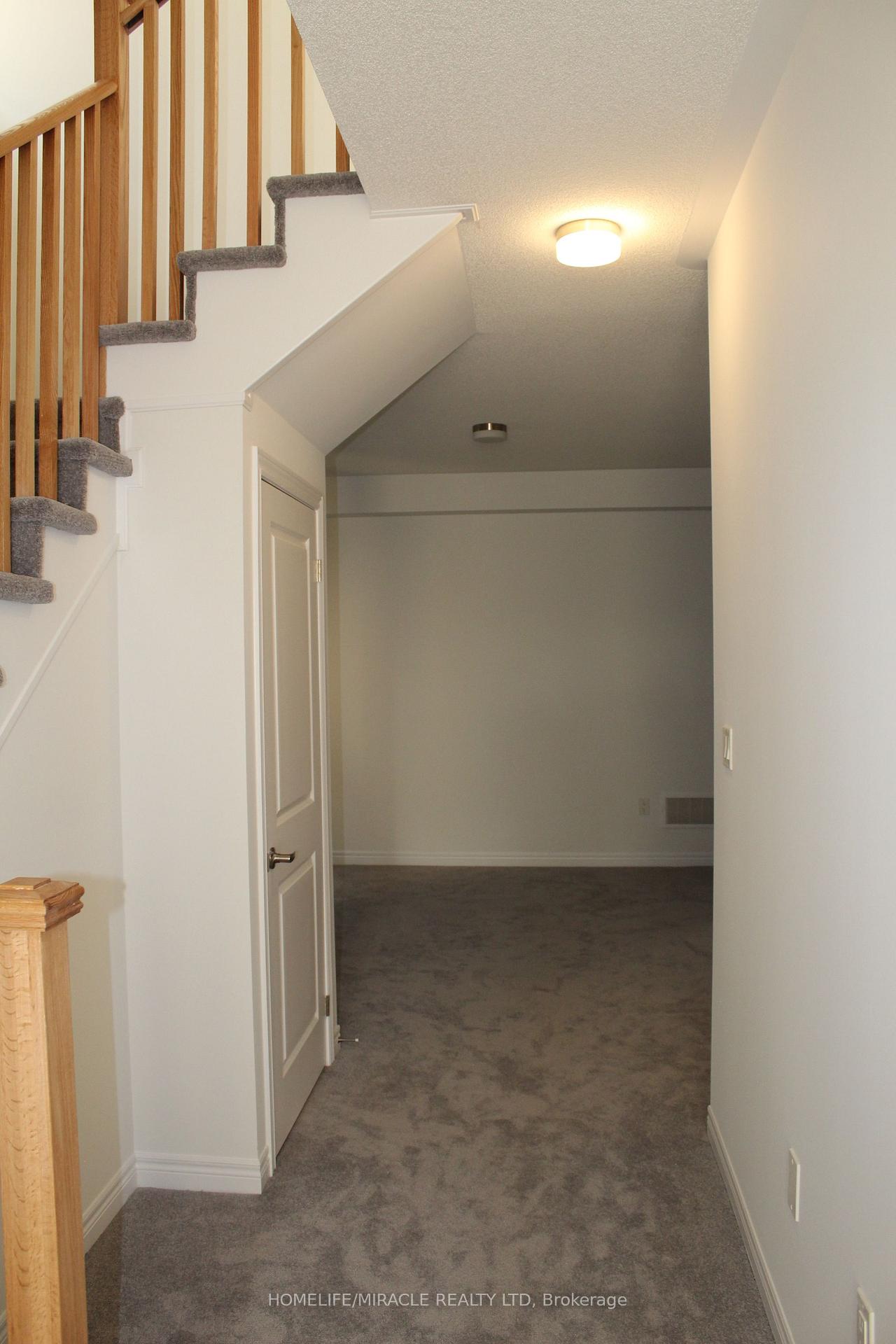 Photo 9 of 2099 Lowry Drive, Oshawa, Kedron — HOMEH
