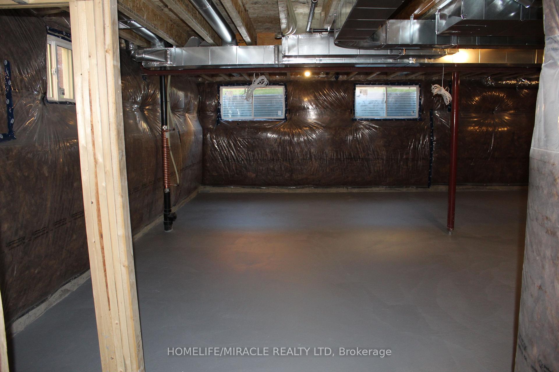 Photo 29 of 2099 Lowry Drive, Oshawa, Kedron — HOMEH
