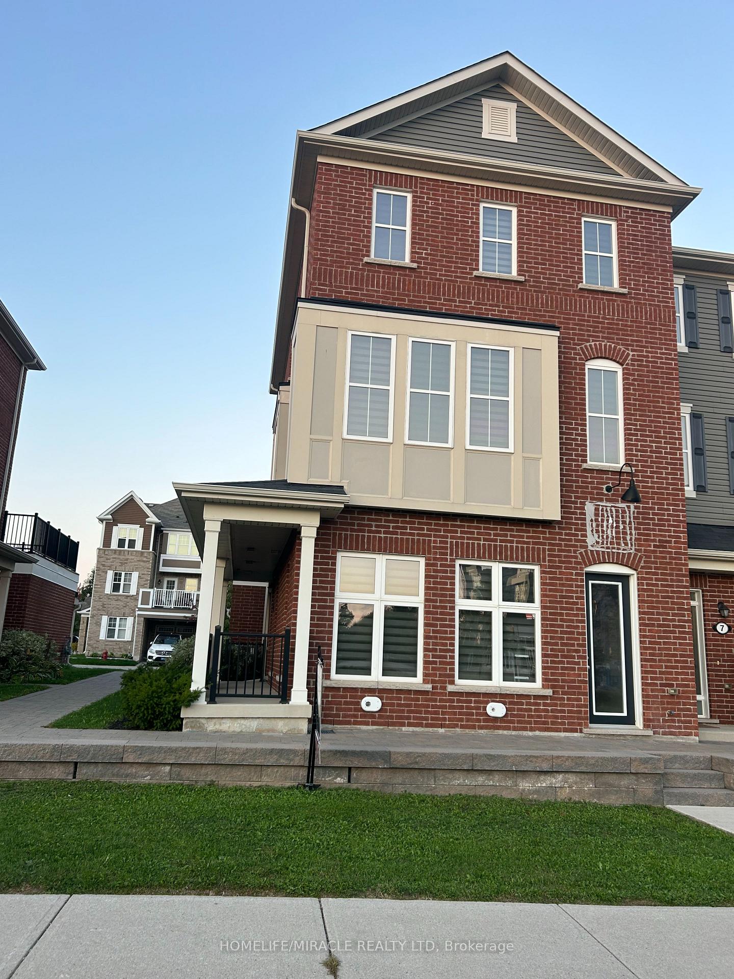 Front of Unit 6, 22 Spring Creek Drive