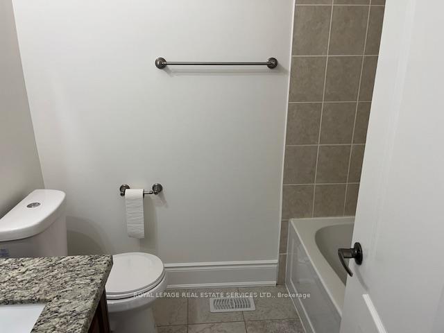 Photo 10 of 14 Oliver Mews, Toronto, Woodbine Corridor — HOMEH