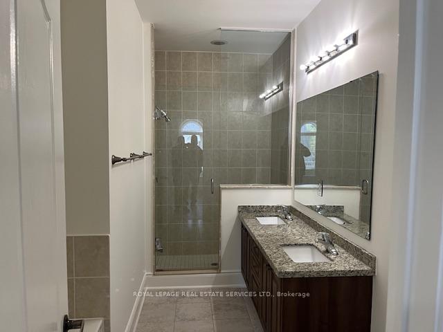 Photo 15 of 14 Oliver Mews, Toronto, Woodbine Corridor — HOMEH