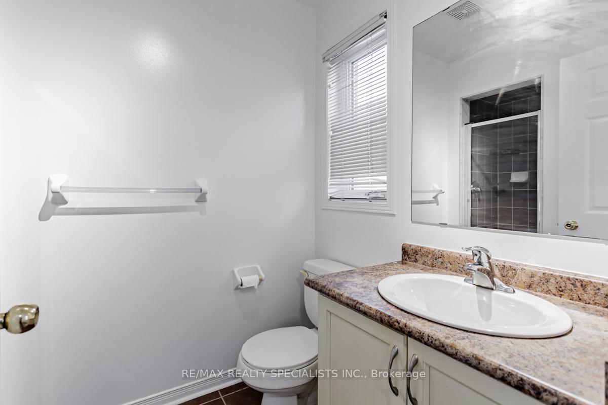 Photo 15 of Unit UPPER, 16 Evanwood Crescent, Brampton, Credit Valley — HOMEH