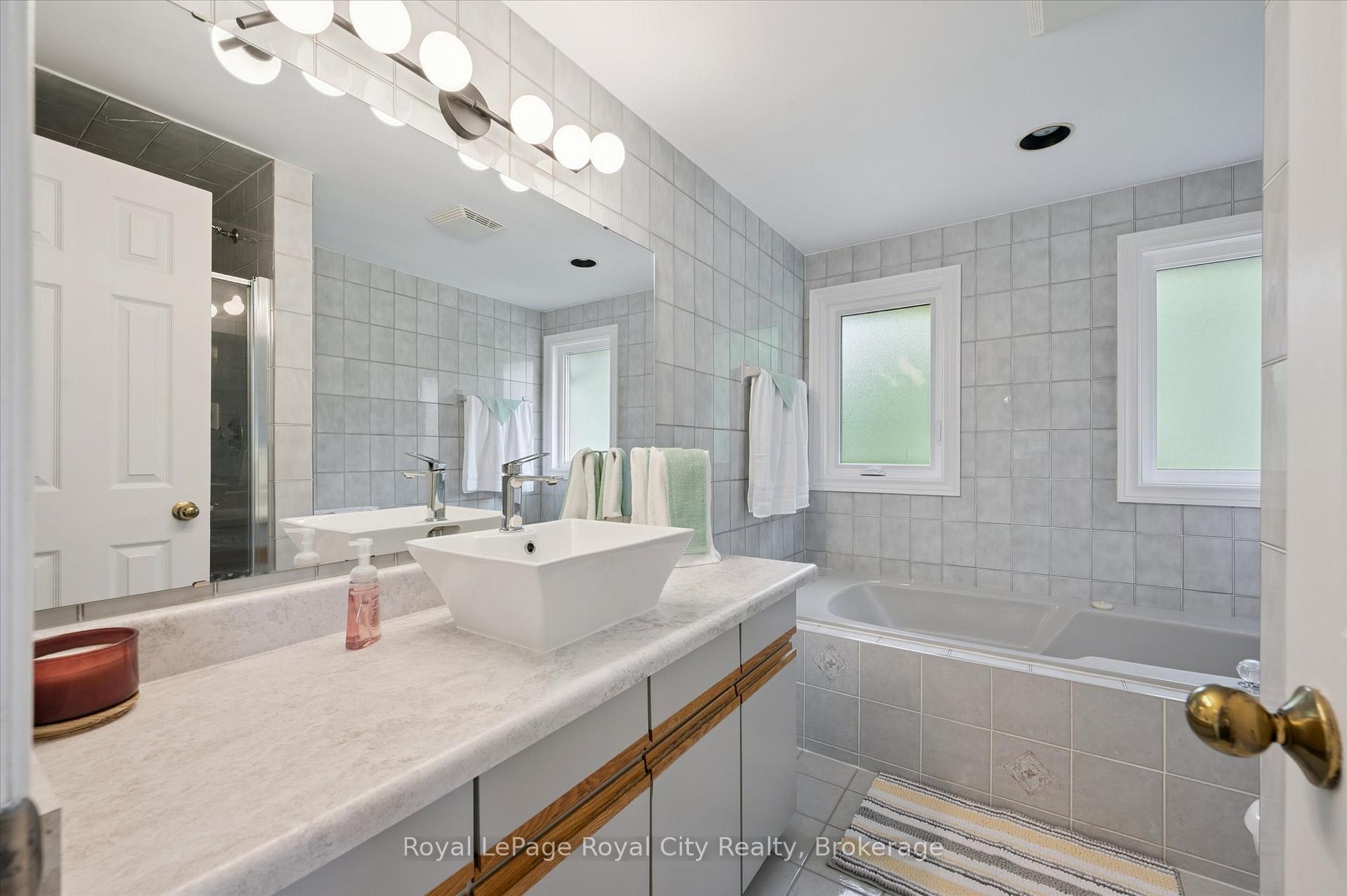 Photo 20 of 8 Forster Drive, Guelph, Kortright East — HOMEH