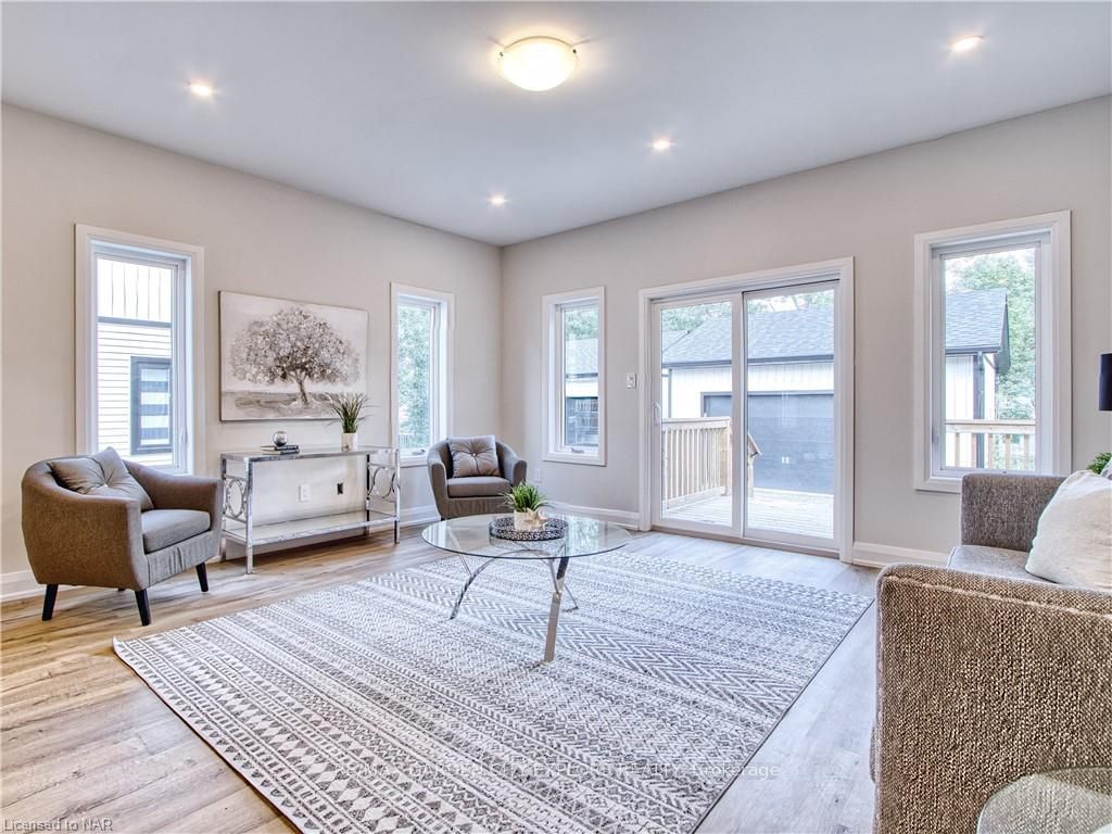 Photo 21 of Unit 3-UPPER LEVEL, 13 Valley Road, St. Catharines, Western Hill — HOMEH