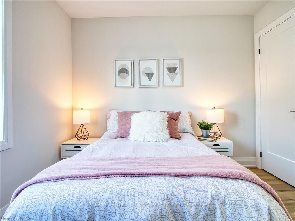 Photo 16 of Unit 3-UPPER LEVEL, 13 Valley Road, St. Catharines, Western Hill — HOMEH