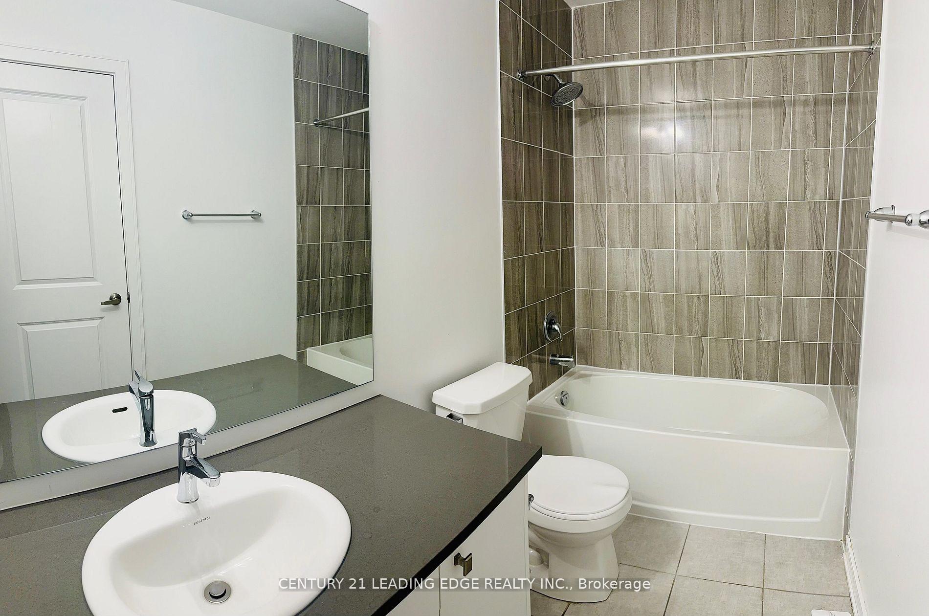 Photo 7 of 129 Blue Forest Crescent, Barrie, Innis-Shore — HOMEH