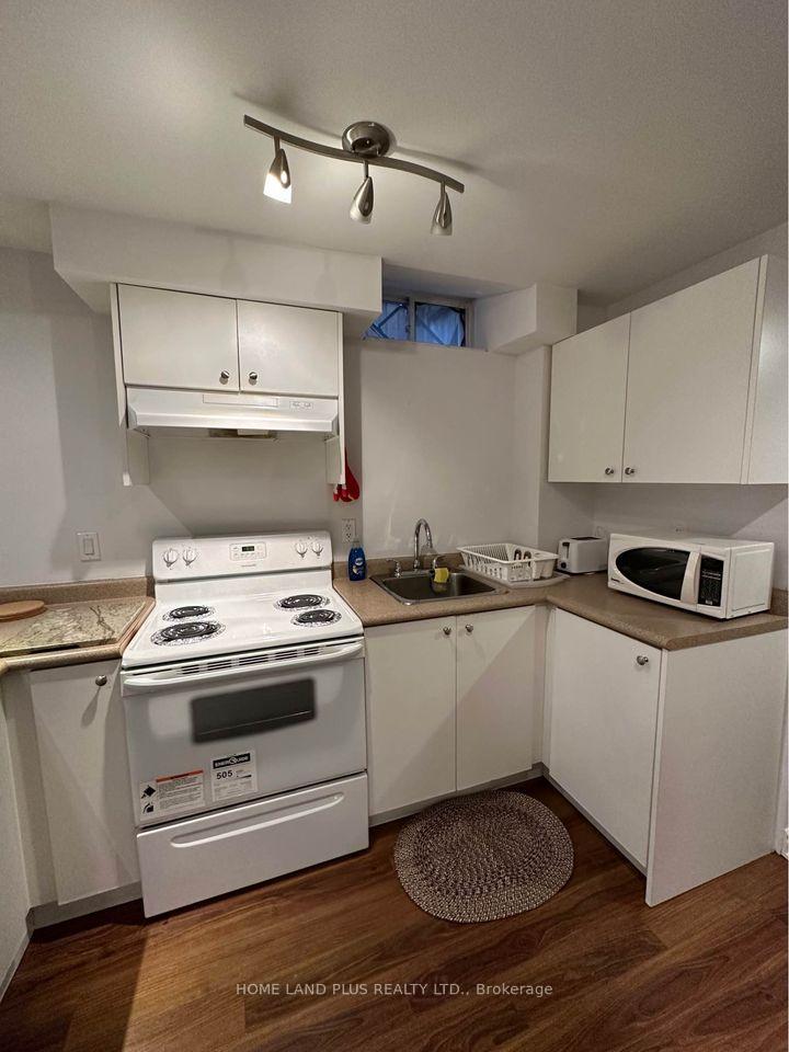 Photo 5 of Unit Basm, 42 Mintwood Road, Vaughan, Patterson — HOMEH