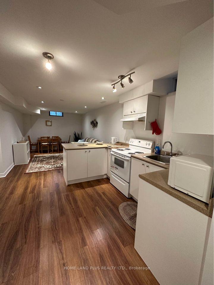 Photo 4 of Unit Basm, 42 Mintwood Road, Vaughan, Patterson — HOMEH