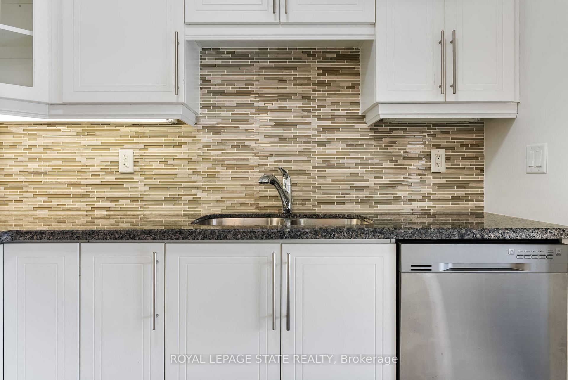 Photo 11 of 68 Dodman Crescent, Hamilton, Ancaster — HOMEH