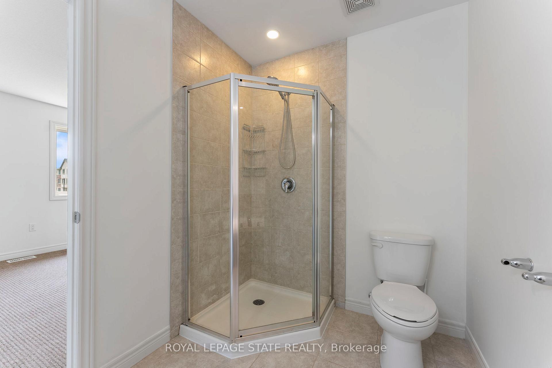 Photo 22 of 68 Dodman Crescent, Hamilton, Ancaster — HOMEH