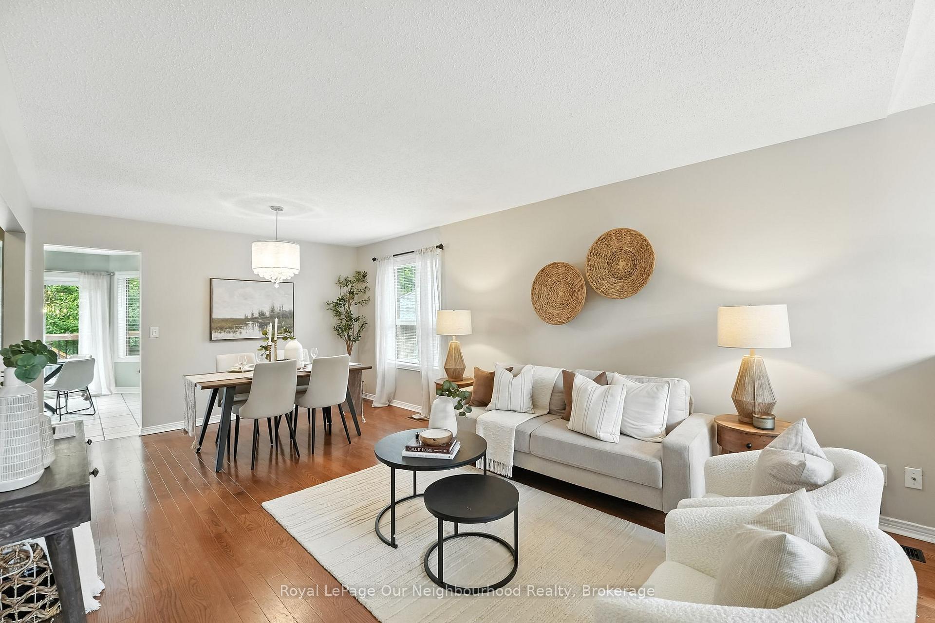 Photo 7 of 94 West Side Drive, Clarington, Bowmanville — HOMEH