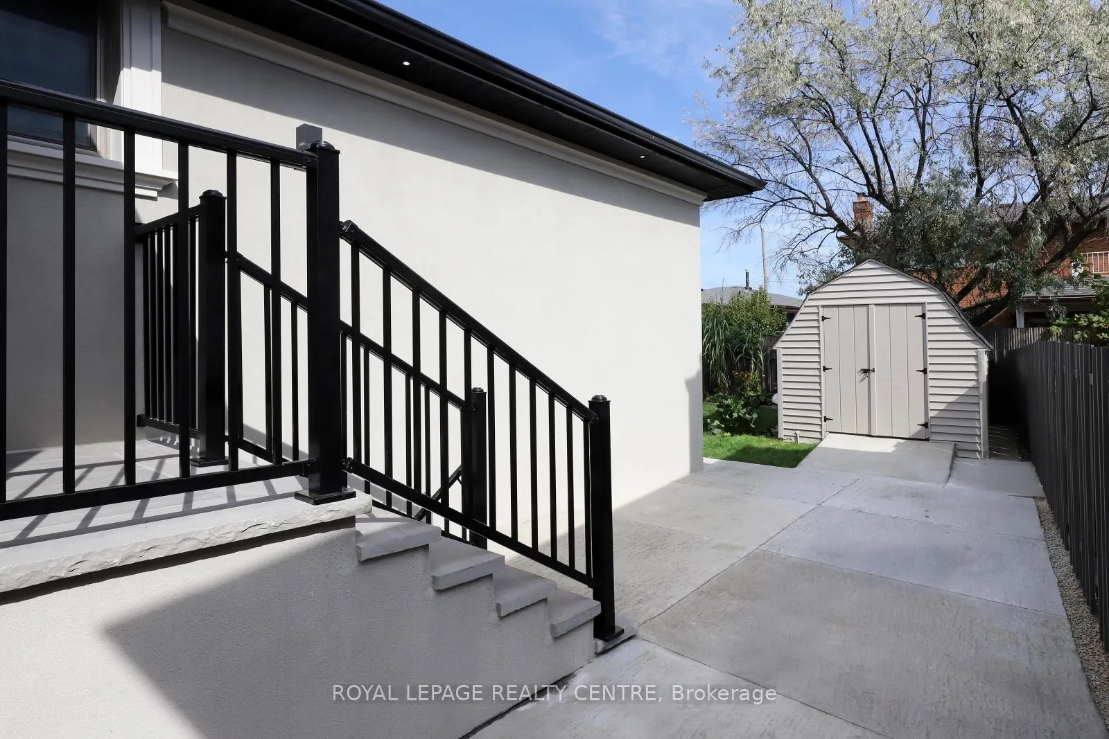 Photo 2 of 55 Flora Drive, Hamilton, Greenford — HOMEH