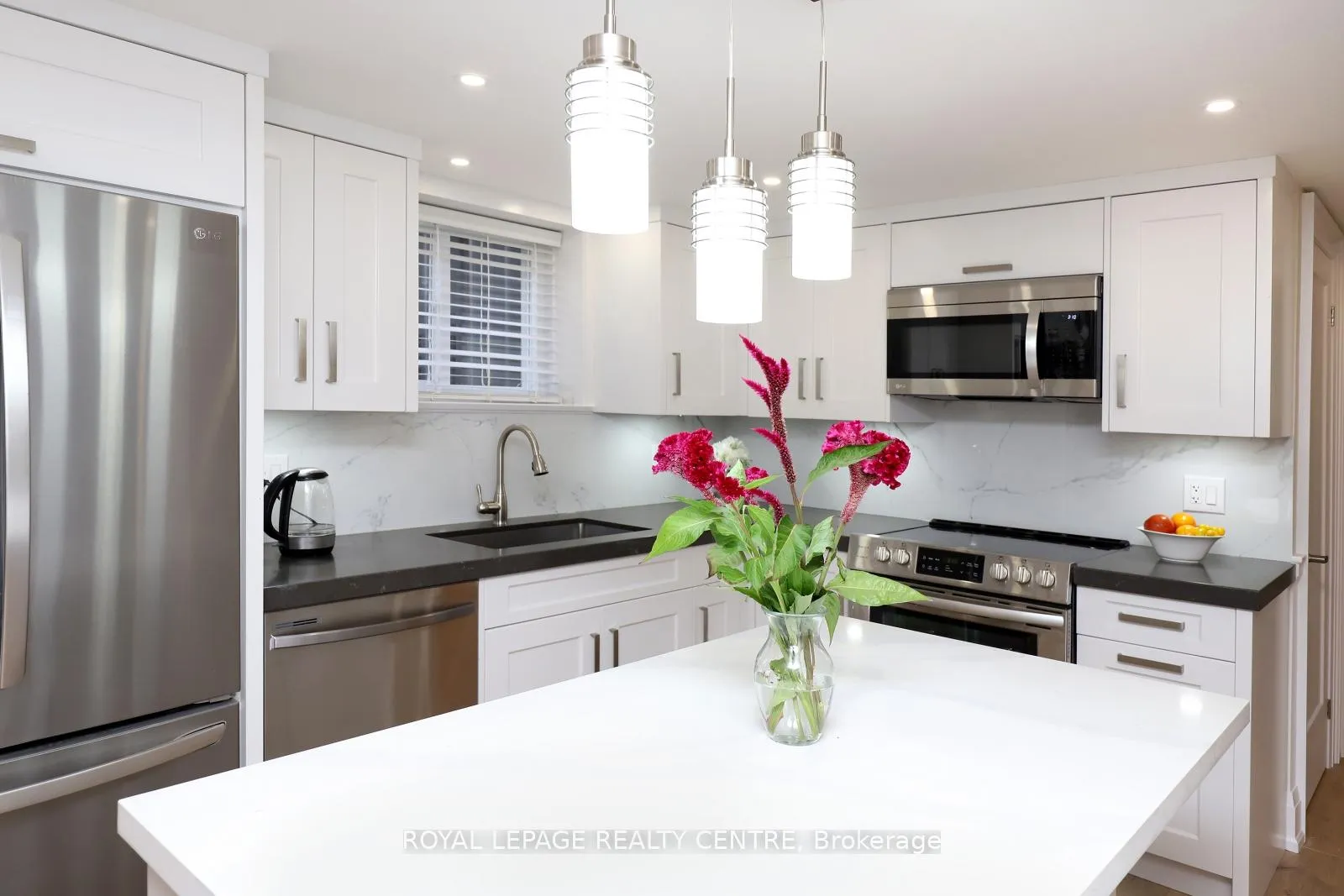 Photo 9 of 55 Flora Drive, Hamilton, Greenford — HOMEH