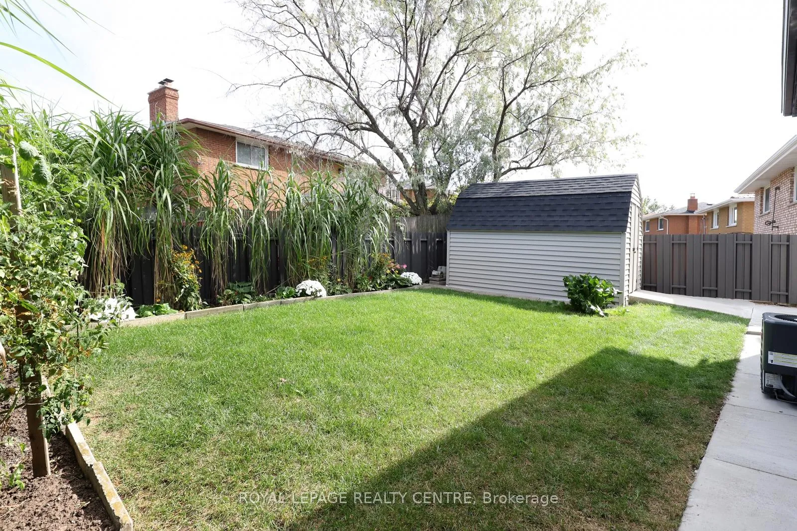 Photo 21 of 55 Flora Drive, Hamilton, Greenford — HOMEH