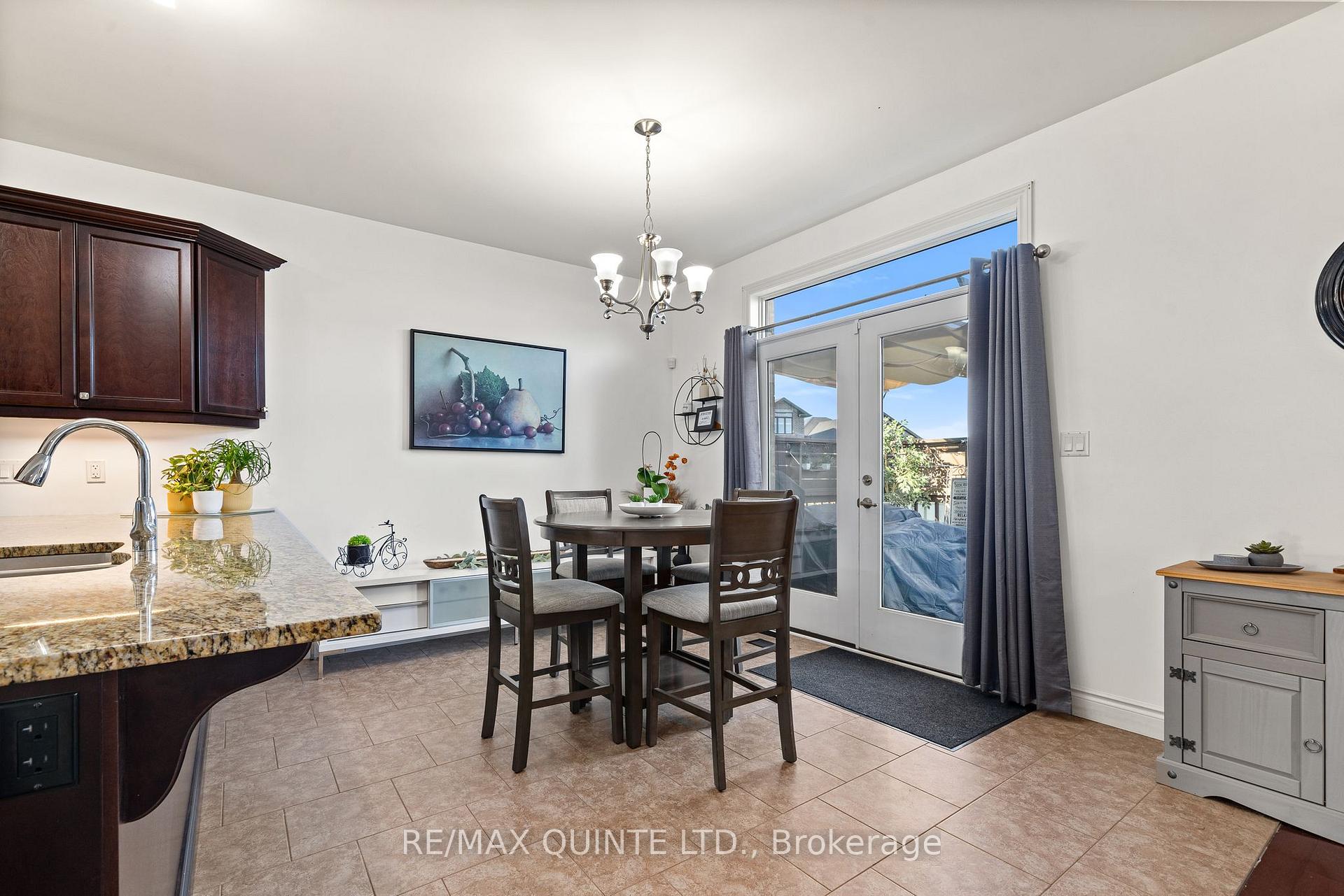 Photo 12 of 69 Hampton Ridge Drive, Belleville, Thurlow Ward — HOMEH